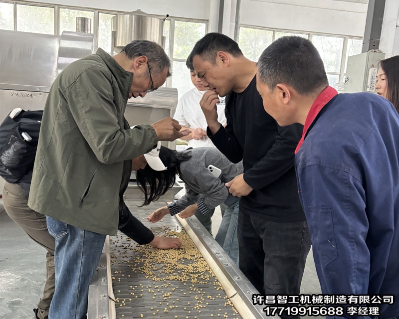 流水线炒货机.jpg